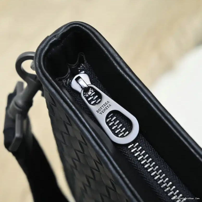 Official Brother Sam s Bottega 2110YZ0004 Bags Veneta 0712